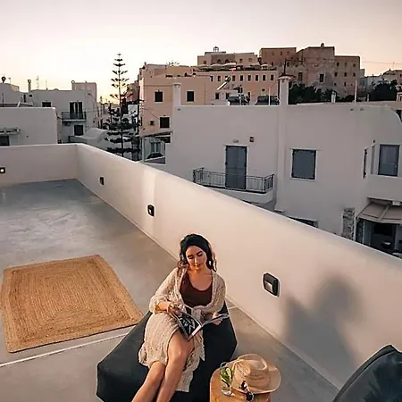 Emery Boutique Naxos City