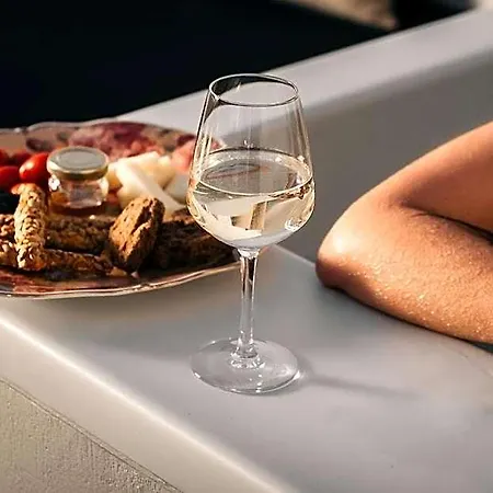 Emery Boutique Hotel Naxos City