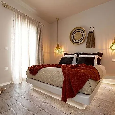 Emery Boutique Naxos City