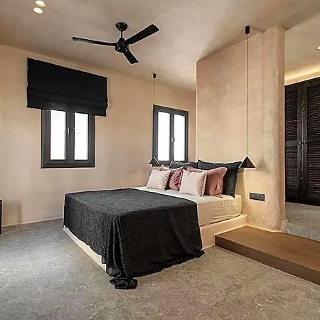 Emery Boutique Hotel